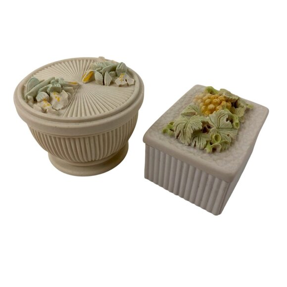 Trinket Boxes Set Of 2 Made In Wales Raised Flower Grapes Leaves Rectangle Round - Picture 1 of 10